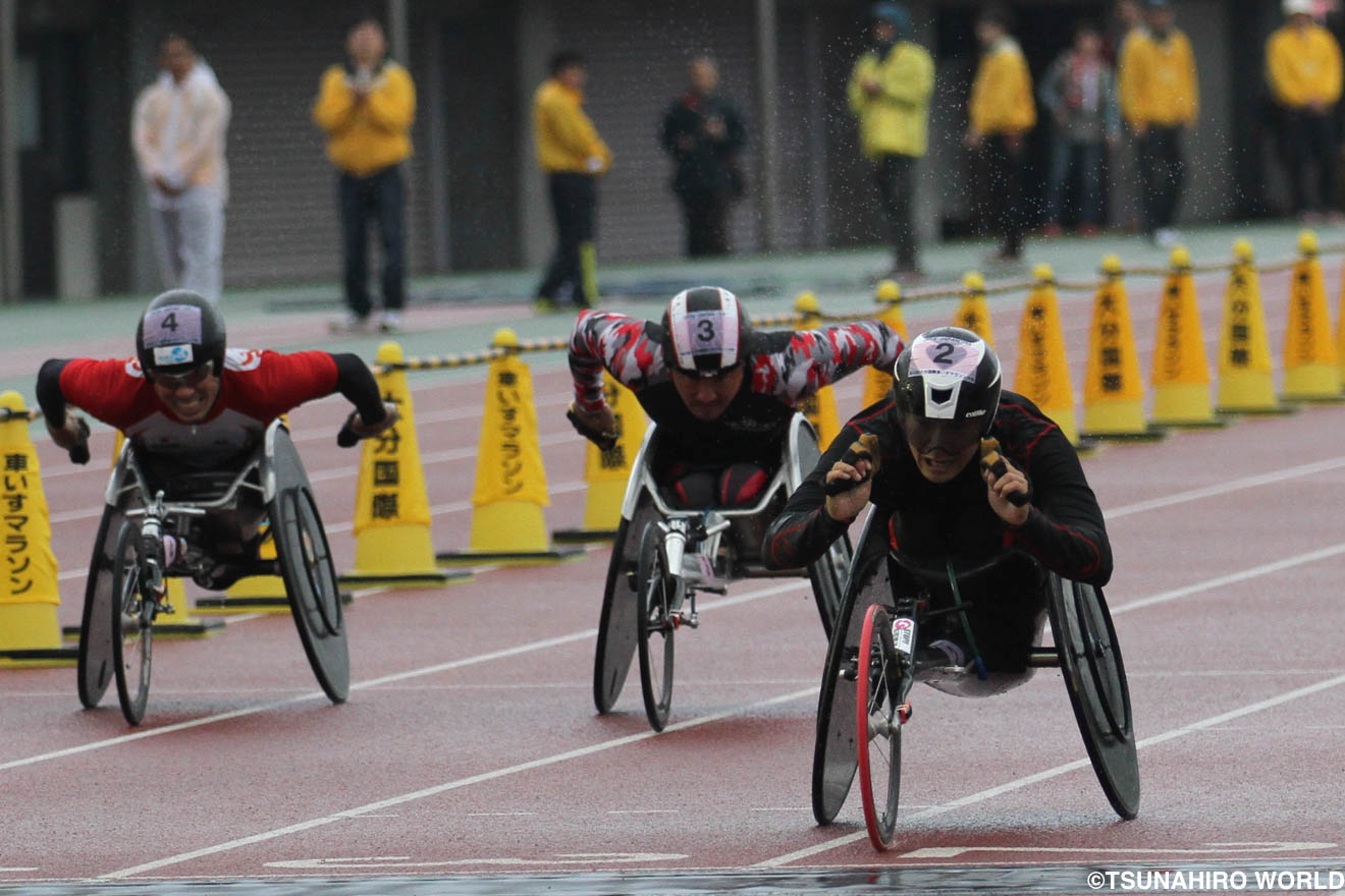 マルセル フグが5連覇 日本人1位は山本 大分国際車いすマラソン マルセル フグが5連覇 日本人1位は山本 大分国際車いすマラソン