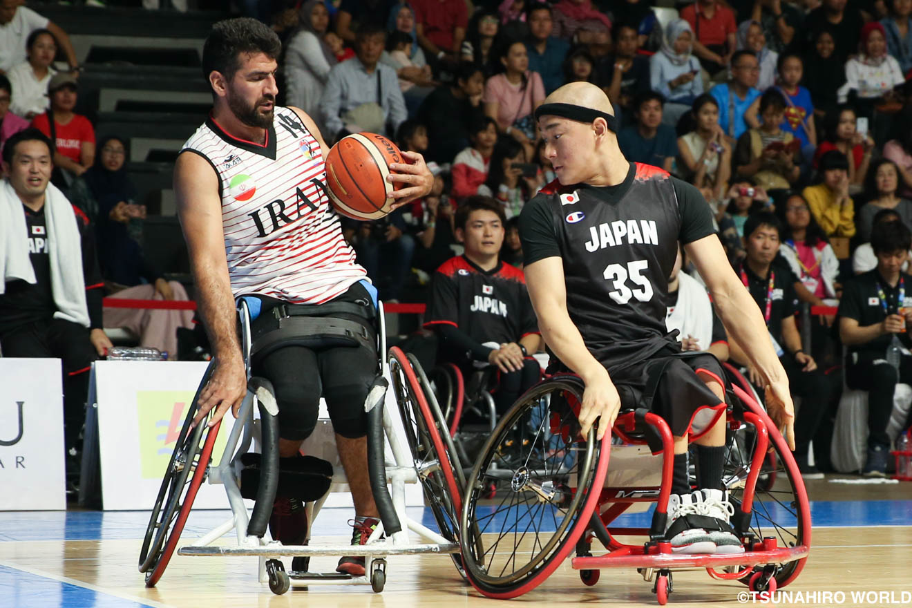 ハイポインターをペイントエリア内に入れない赤石竜我 | 届かなかった勝利までの「あと一歩」|インドネシア2018アジアパラ競技大会:男子車いすバスケットボール(総集編) | Glitters 障害者スポーツ専門ニュースメディア