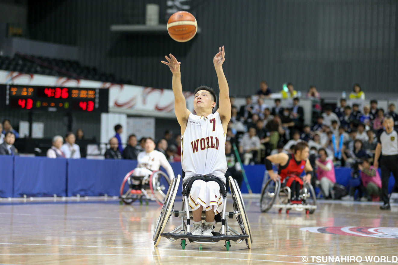 勝負を決定づける3ポイントシュートを放つ竹内厚志。本大会7本の3Pを決めて、3P賞を獲得。 | 宮城MAX、11連覇!令和初代王者に|天皇杯第47回日本車いすバスケットボール選手権大会 | Glitters 障害者スポーツ専門ニュースメディア