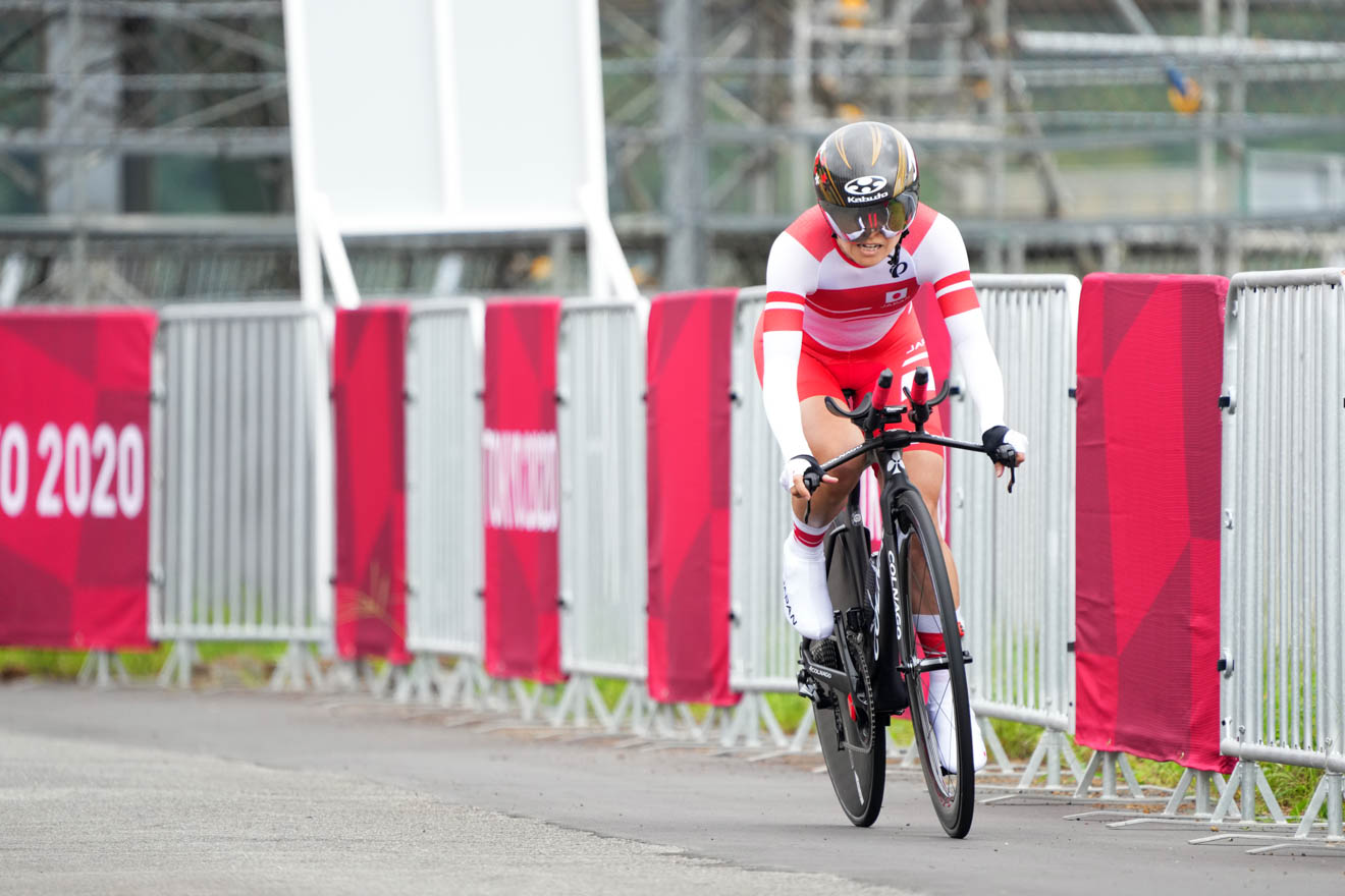 日本人選手最年長、50歳で金メダルを獲得した杉浦佳子 | 自転車・杉浦佳子が笑顔の金メダル「最年長記録はまた作れる」｜東京2020パラリンピック競技大会 8/31【大会8日目】 | Glitters 障害者スポーツ専門ニュースメディア