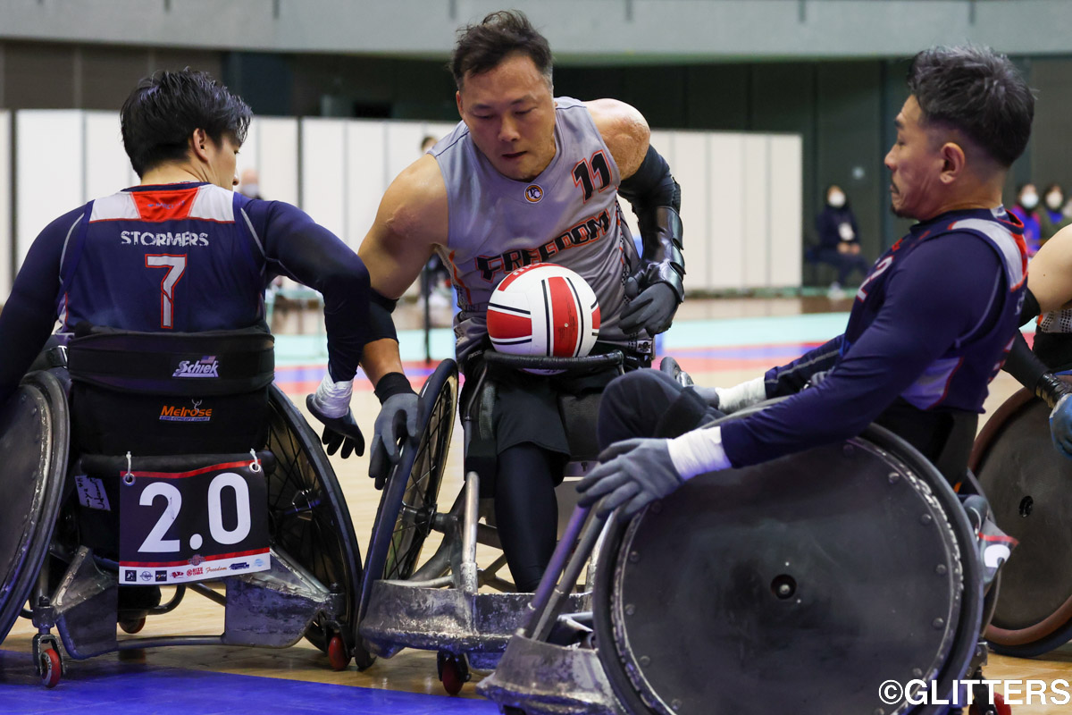 Freedomの司令塔としてチームを引っ張る池透暢 | 池透暢 率いるFreedomが悲願の初優勝｜第24回車いすラグビー日本選手権大会 | Glitters 障害者スポーツ専門ニュースメディア