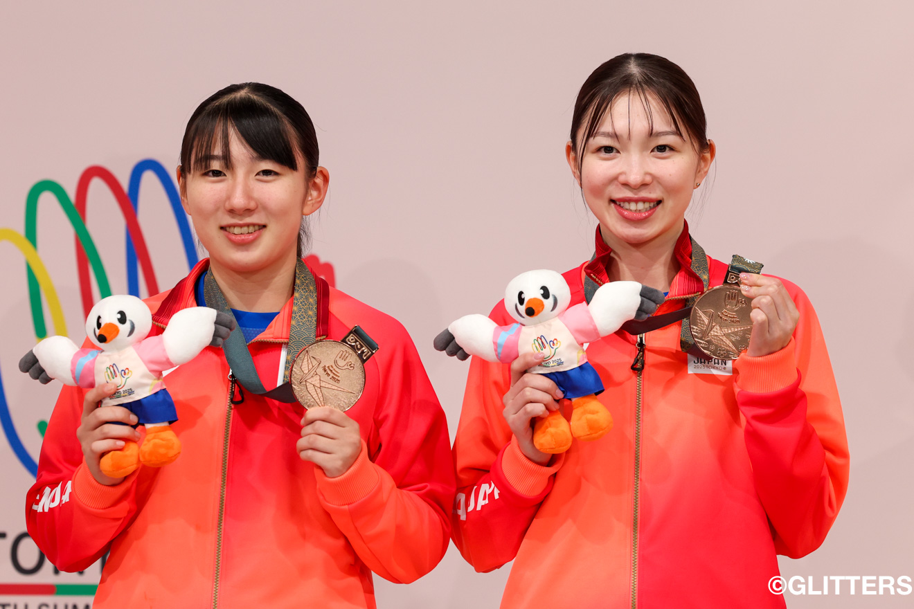 今大会、卓球に初のメダルをもたらした“ダブル山田“ペア | 卓球・女子ダブルス、ダブル山田ペアが銅メダルを獲得!|東京2025デフリンピック | Glitters 障害者スポーツ専門ニュースメディア