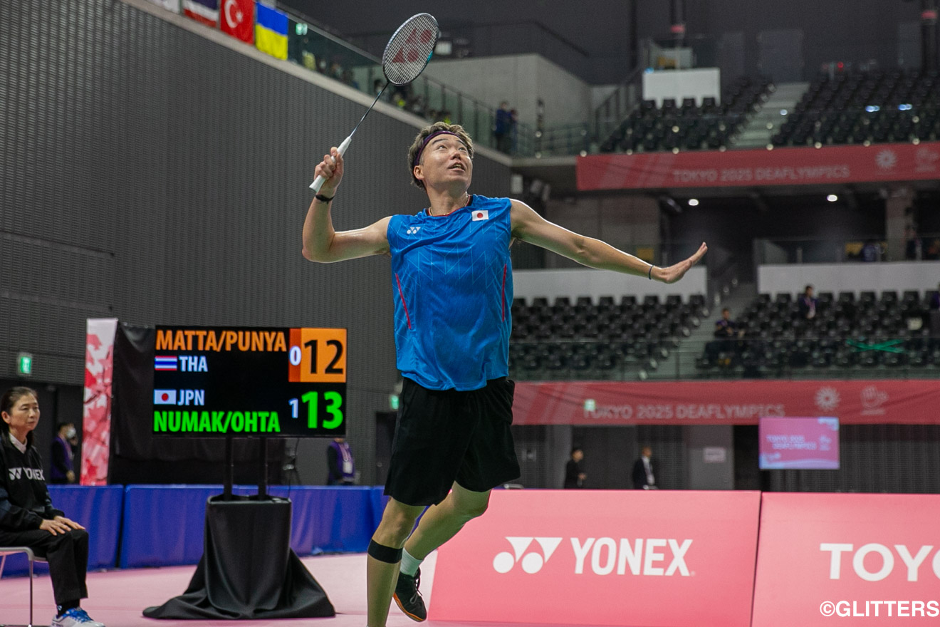シングルス、混合ダブルスに続いてメダルを逃した沼倉昌明は団体戦でリベンジする | バドミントン・女子ダブルスの矢ケ部姉妹が悲願の金メダル!男子ダブルスの森本・永石ペアは銀!|東京2025デフリンピック | Glitters 障害者スポーツ専門ニュースメディア