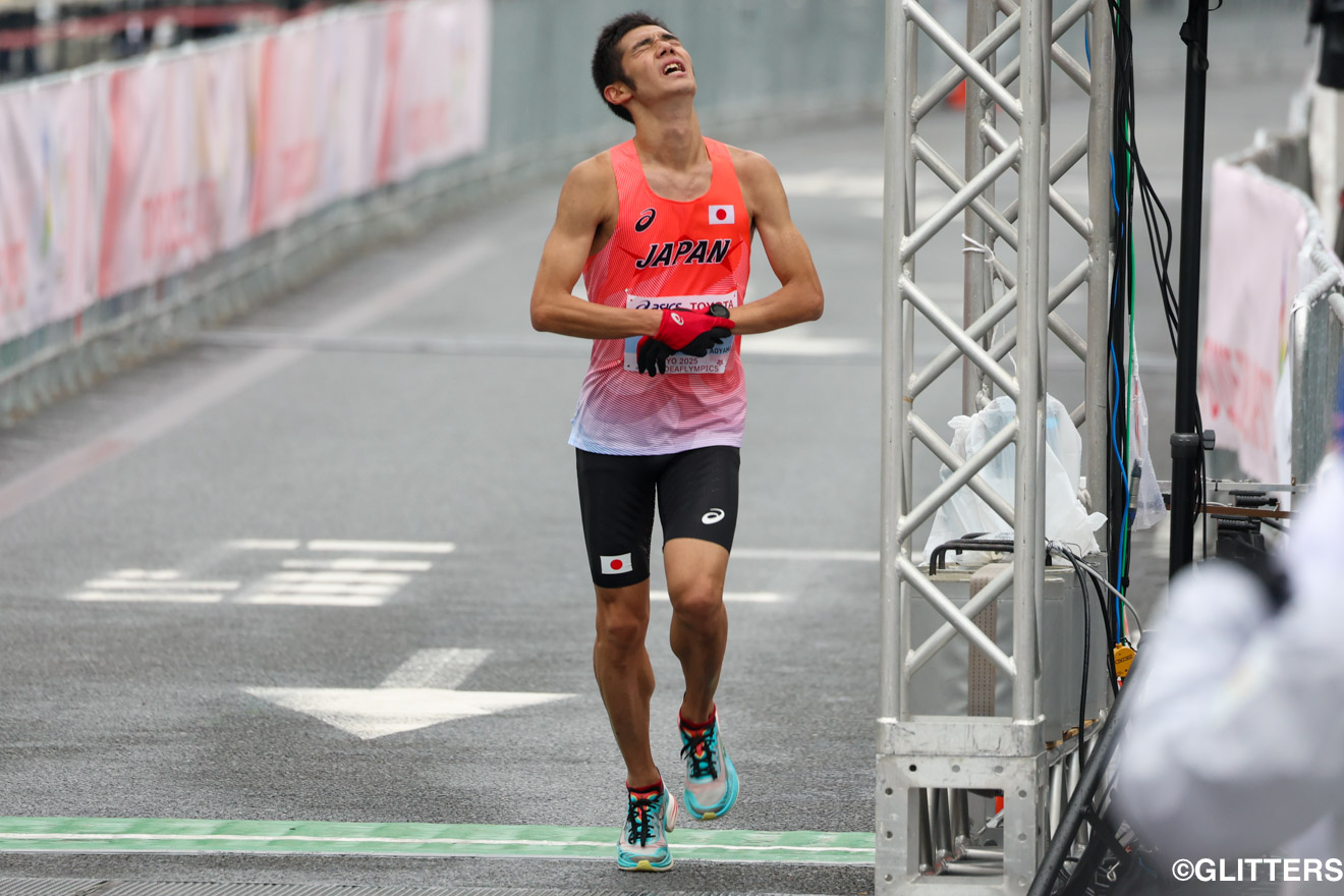 自国開催の舞台で、胸を張ってゴールした青山拓朗 | 首都高を走ったマラソンは青山拓朗が７位入賞｜東京2025デフリンピック | Glitters 障害者スポーツ専門ニュースメディア